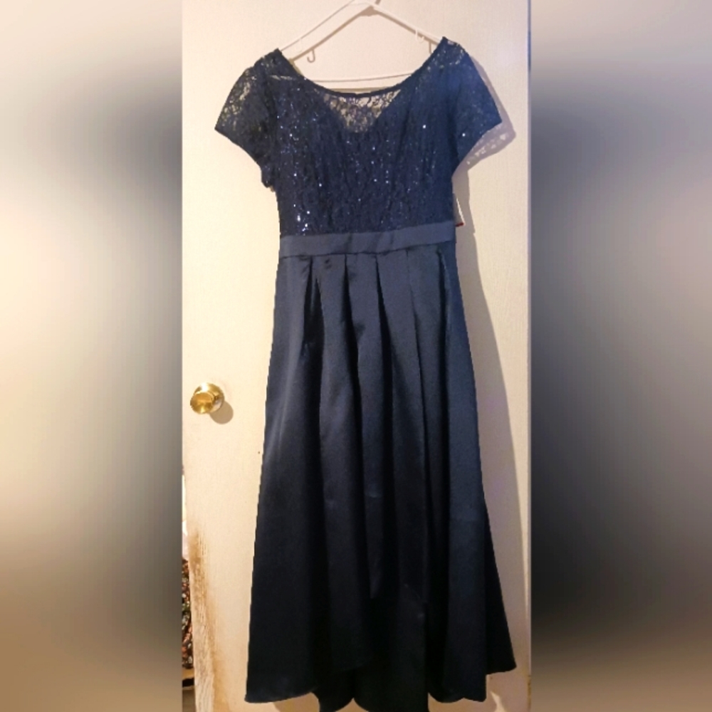 SLNY Blue Formal Clasdic Dress sz.14 Sequins & Satin‎ NWT
